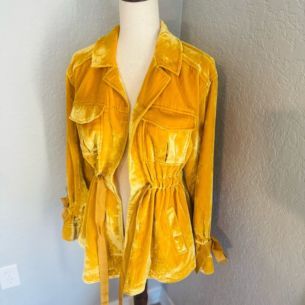 Cinq à Sept Mathieu Velvet Utility Jacket in Sunflower, Size‎ Medium, EXCELLENT - Picture 6 of 17